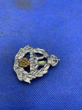 Load image into Gallery viewer, British Army Cap Badge - East Lancashire Regiment Kings Crown - The Militaria Shop

