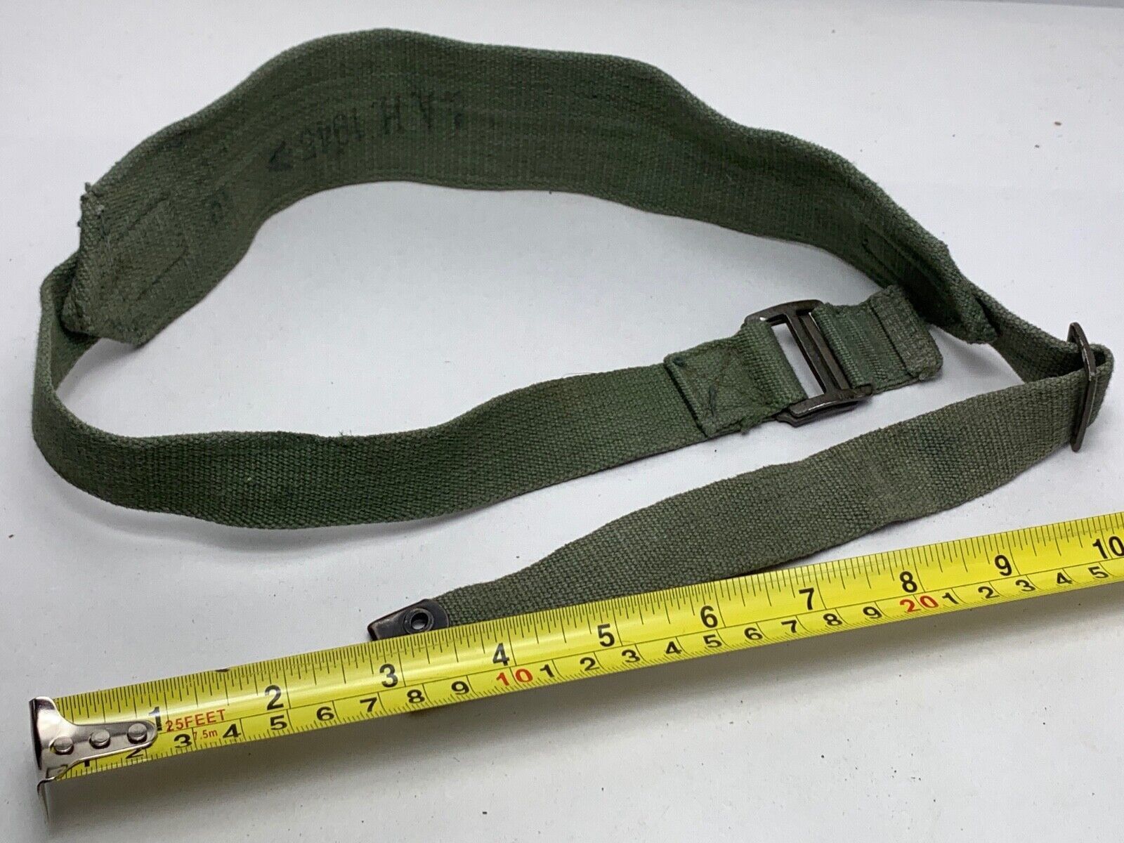 Original WW2 British Army 44 Pattern Shoulder Strap - 1945 Dated - The Militaria Shop