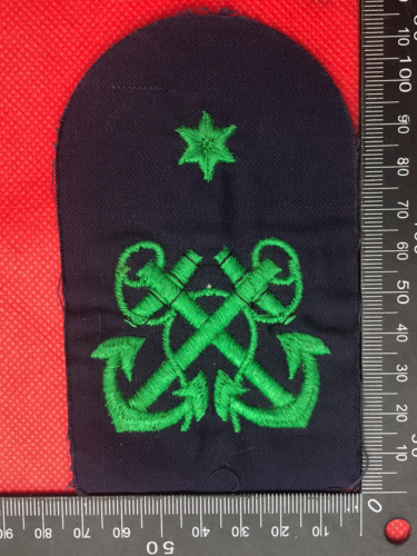 Genuine British Royal Navy Crossed Anchor Badge - The Militaria Shop