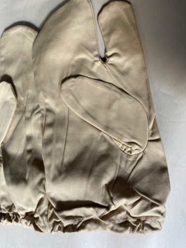 A Matching Pair of WW2 British Army Winter Gunners Gloves - Manufacturers marked - The Militaria Shop