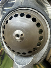 Lade das Bild in den Galerie-Viewer, Original WW2 British Army 1940 Dated Matching Gas Mask Respirator Set
