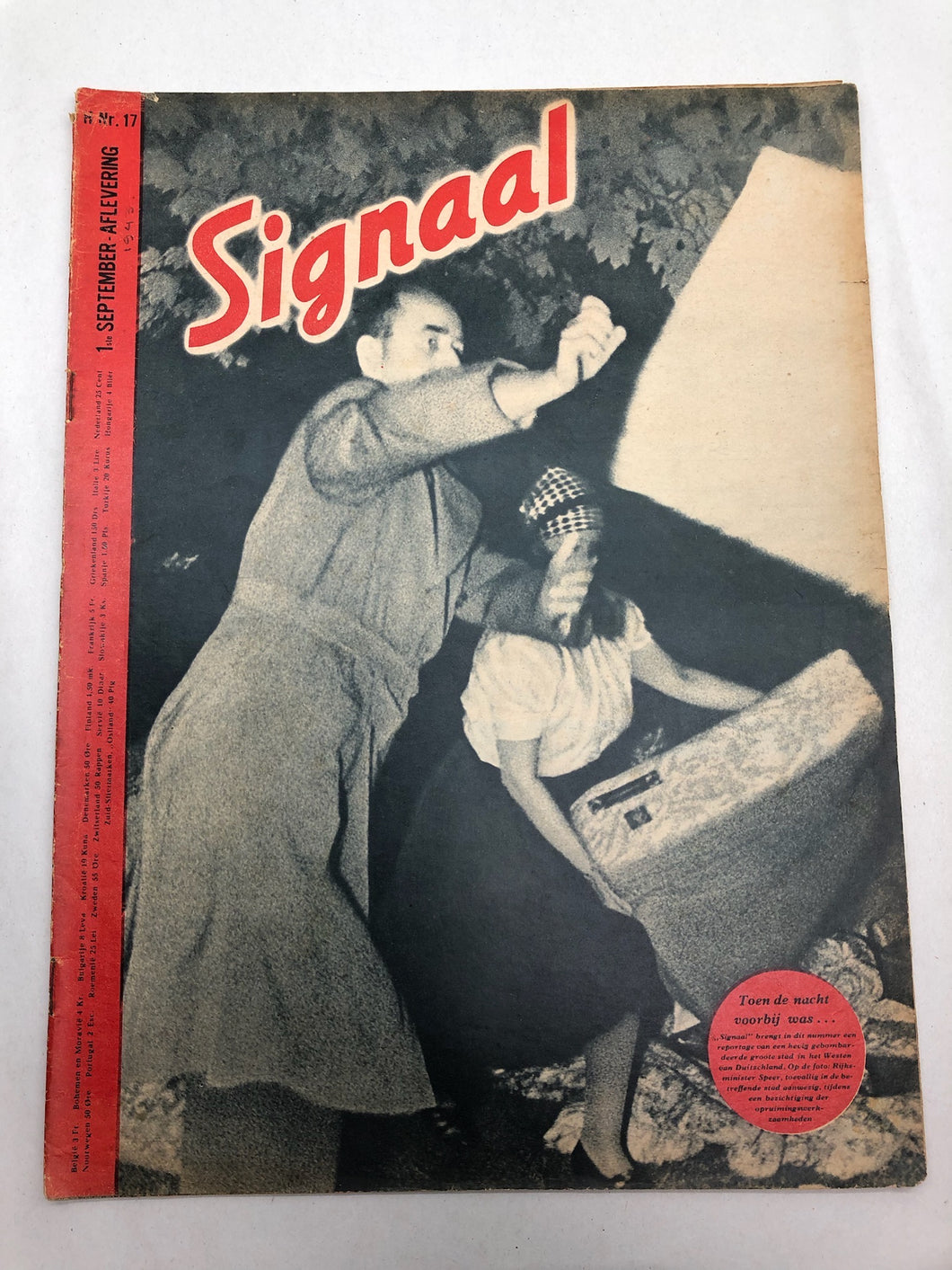 Original Dutch Language WW2 Propaganda Signaal Magazine - No.17 1943