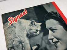 Load image into Gallery viewer, Original Dutch Language WW2 Propaganda Signaal Magazine - No.2 1944
