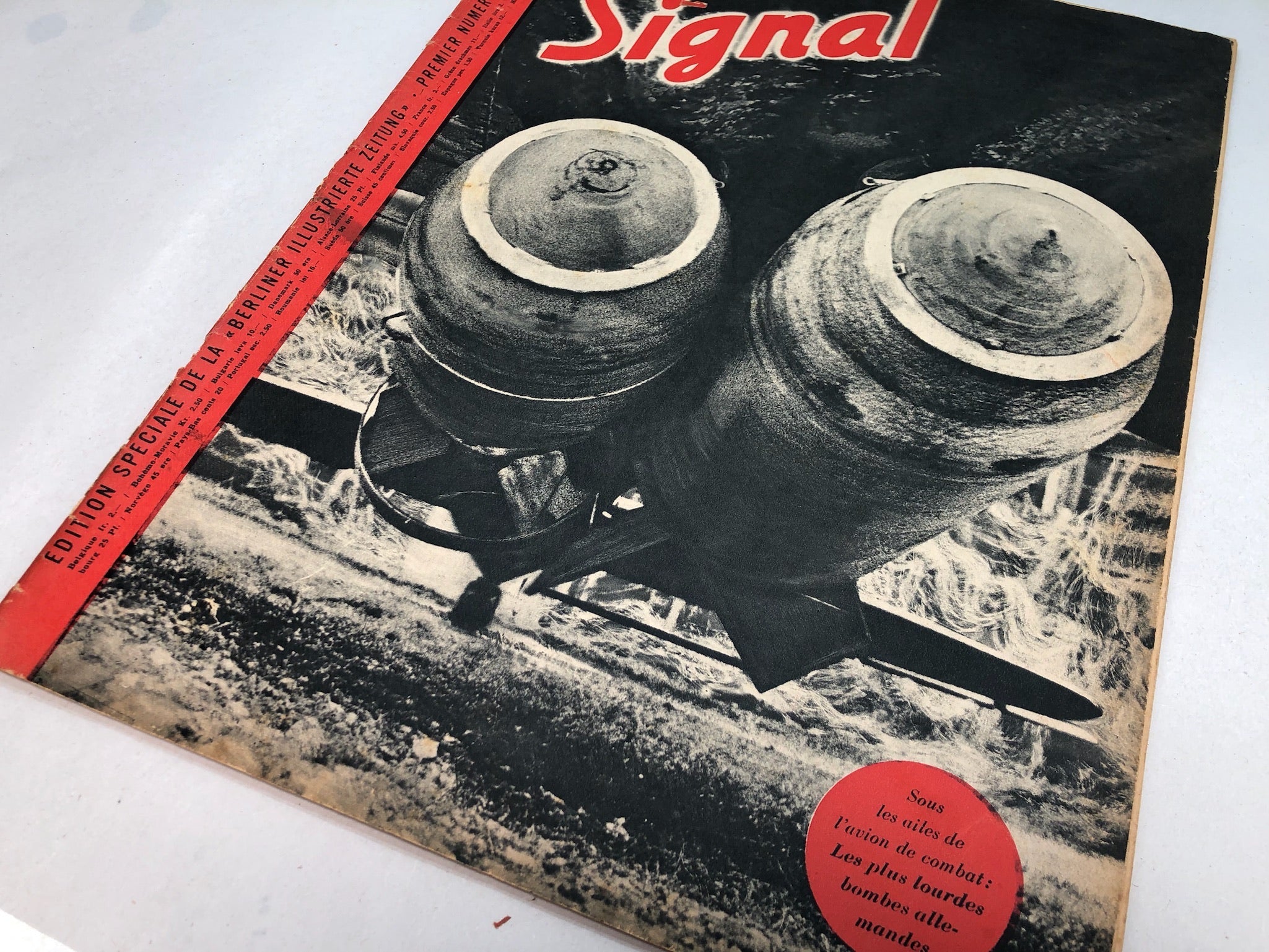 Original French Language WW2 Propaganda Signal Magazine - No.3 1941 - The Militaria Shop
