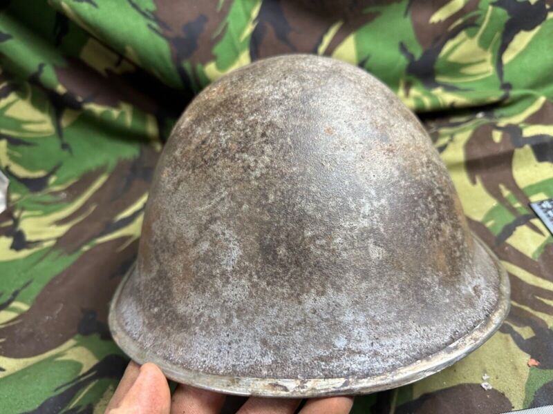 Genuine British / Canadian Army Mark 3 Turtle Helmet - Original WW2 Helmet - The Militaria Shop