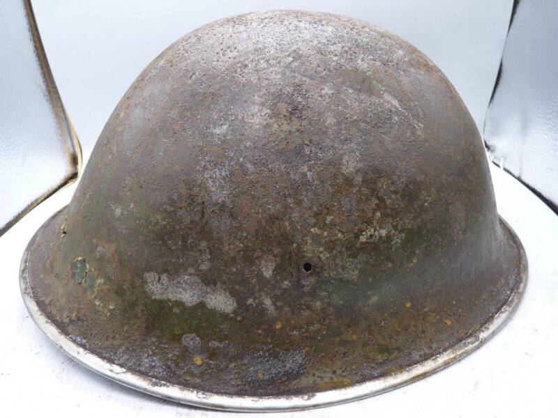 Original WW2 British / Canadian Army Mk3 High Rivet Turtle Army Combat Helmet - The Militaria Shop