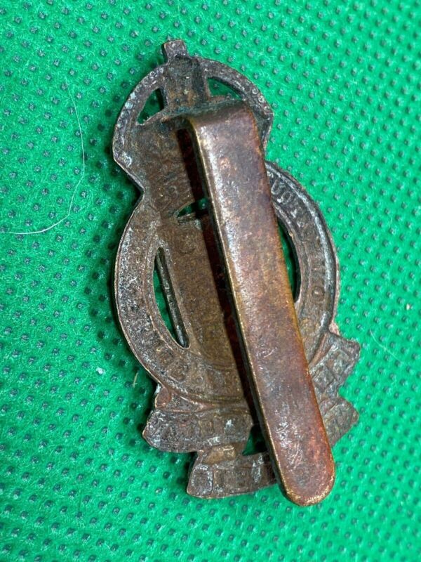Original WW1 / WW2 British Army - Royal Army Ordnance Corps Cap Badge - The Militaria Shop
