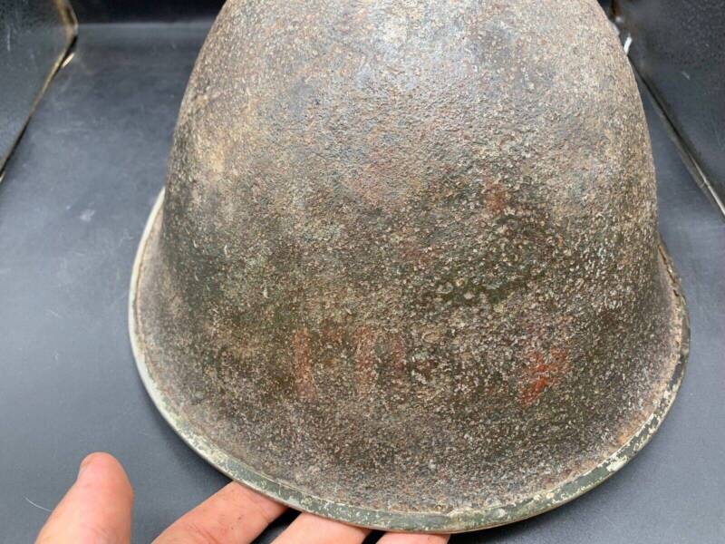 Original WW2 Onwards (1945-1952) British Army Mk4 Turtle Helmet - The Militaria Shop