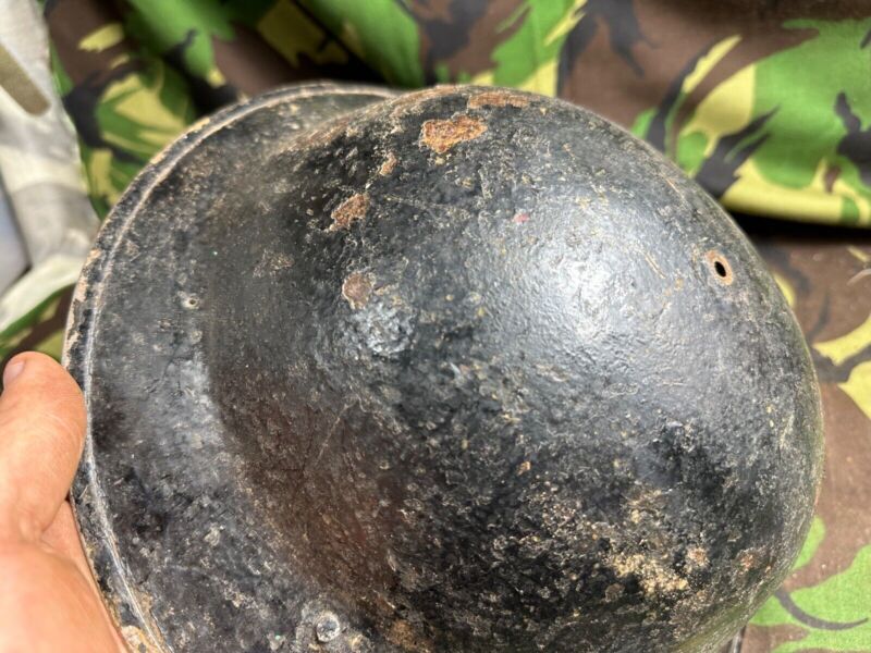 British Army Mk2 Brodie Helmet - Original WW2 - South African Manufactured - The Militaria Shop