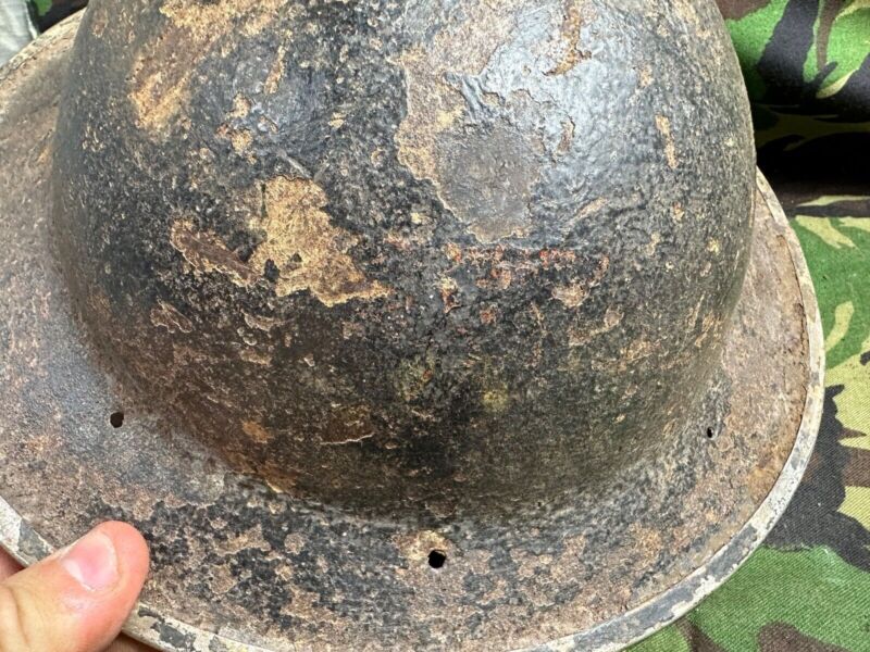 British Army Mk2 Brodie Helmet - Original WW2 - South African Manufactured - The Militaria Shop
