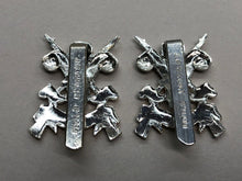 Load image into Gallery viewer, Genuine British Army Cap Badge - 3rd Carabiniers - The Militaria Shop
