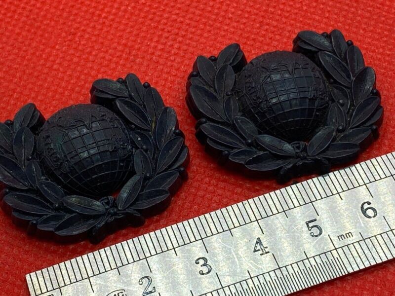 WW2 British Army Royal Marines Matching Collar Badges - Plastic Economy Issue - The Militaria Shop