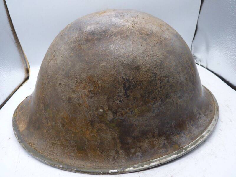 Original WW2 British / Canadian Army Mk3 High Rivet Turtle Army Combat Helmet - The Militaria Shop