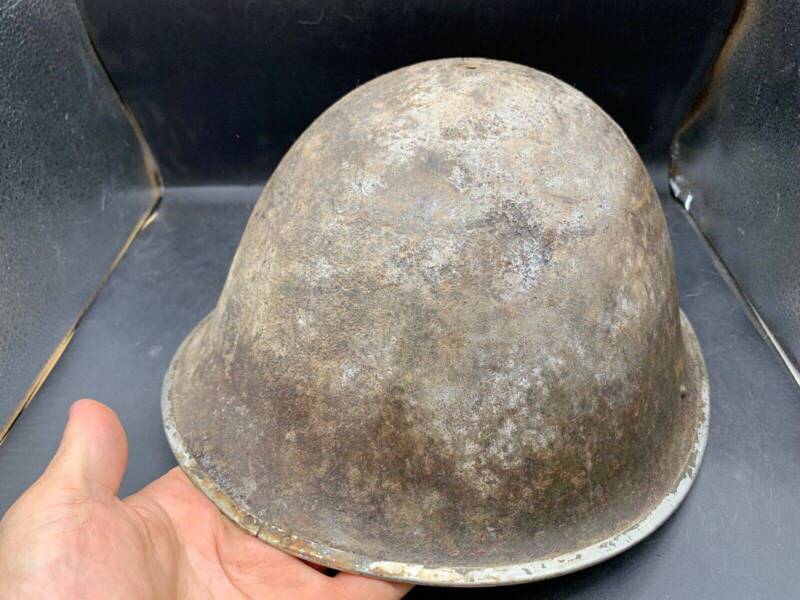 Original WW2 Onwards (1945-1952) British Army Mk4 Turtle Helmet - The Militaria Shop