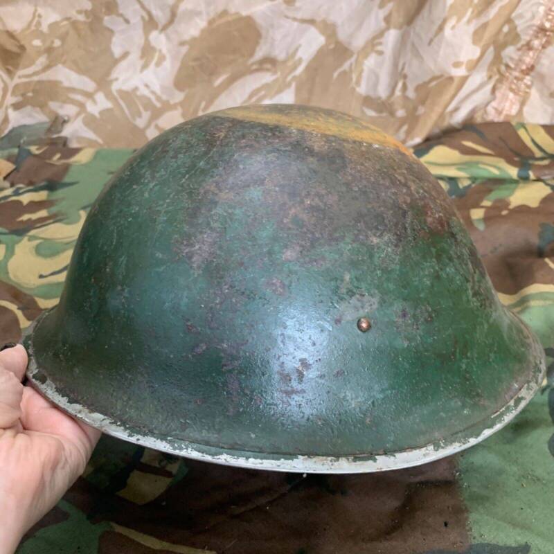 Original WW2 British / Canadian Mk3 Army Combat Helmet - Canadian Div Sign RARE - The Militaria Shop