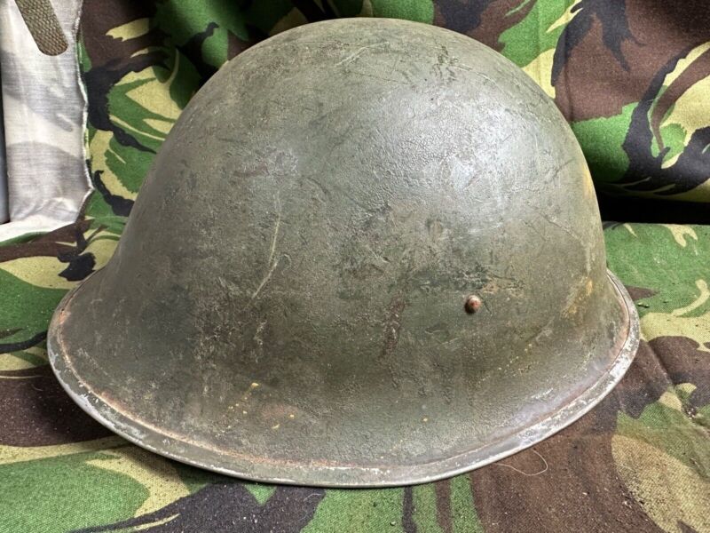 British / Canadian Army Mark 3 Turtle Helmet - Original WW2 Combat Helmet - The Militaria Shop