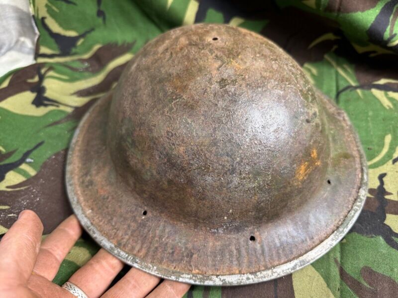 British Army Mk2 Brodie Helmet - Original WW2 - South African Manufactured - The Militaria Shop