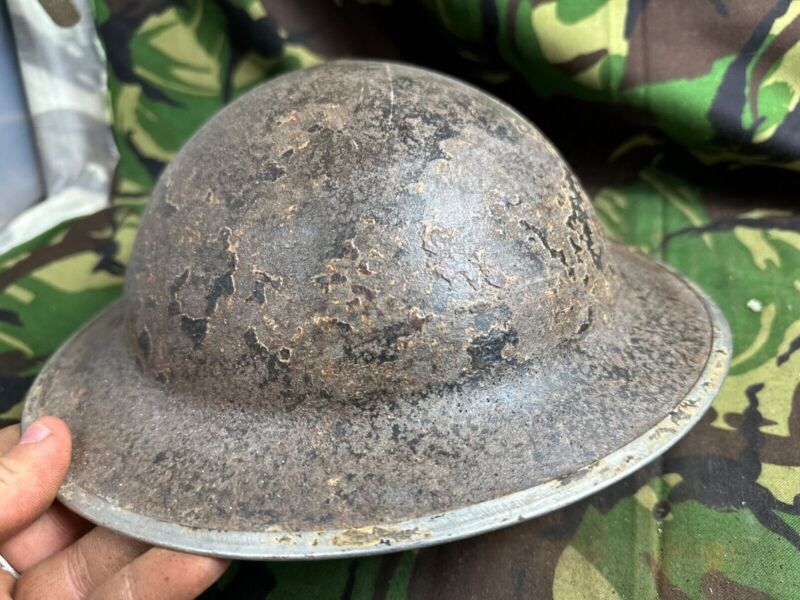 British Army Mk2 Brodie Helmet - Original WW2 - South African Manufactured - The Militaria Shop
