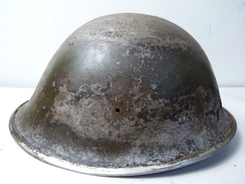 Mk3 Canadian / British Army Original WW2 Turtle Helmet High Rivet - The Militaria Shop