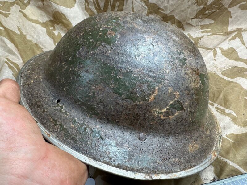 British Army Mk2 Brodie Helmet - Original WW2 - South African Manufactured - The Militaria Shop