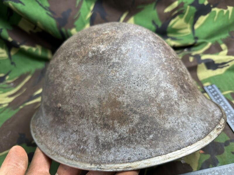 Genuine British / Canadian Army Mark 3 Turtle Helmet - Original WW2 Helmet - The Militaria Shop