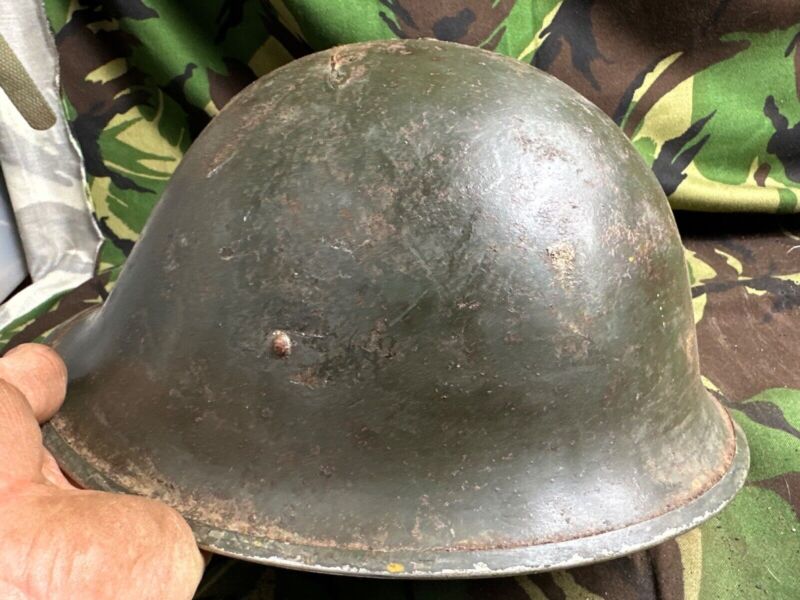 British / Canadian Army Mark 3 Turtle Helmet - Original WW2 Combat Helmet - The Militaria Shop