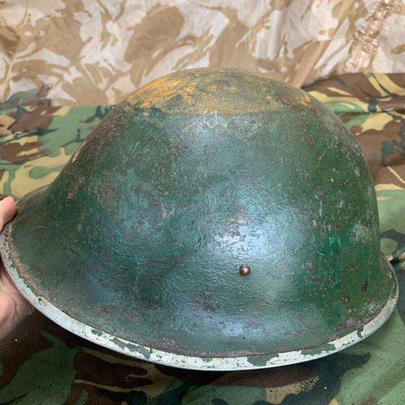 Original WW2 British / Canadian Mk3 Army Combat Helmet - Canadian Div Sign RARE - The Militaria Shop