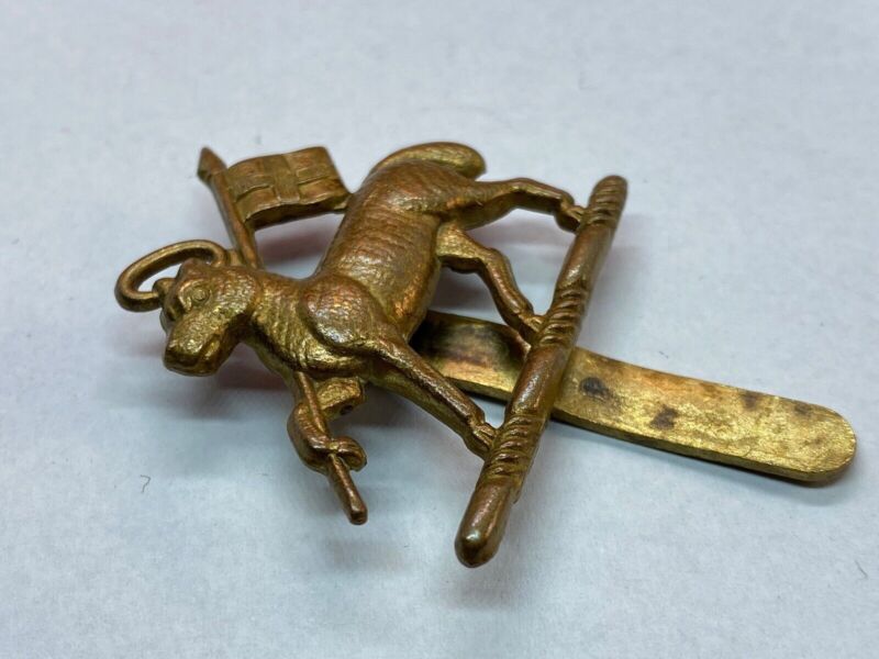 Original WW1 / WW2 British Army Royal West Surrey Cap Badge - The Militaria Shop
