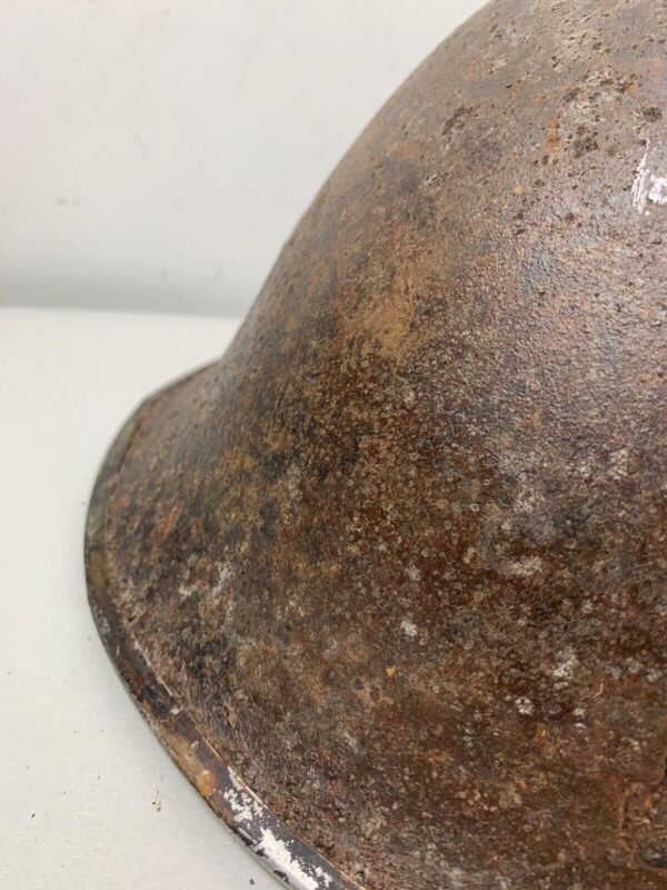 Mk3 Canadian / British Army Original WW2 Turtle Helmet High Rivet - The Militaria Shop