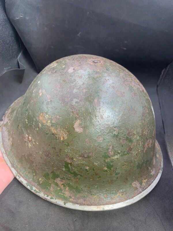 Original WW2 British Army / Canadian Army Mk3 Turtle Combat Helmet - The Militaria Shop
