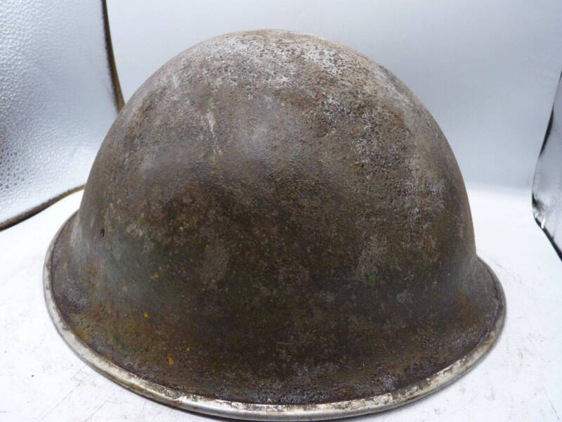 Original WW2 British / Canadian Army Mk3 High Rivet Turtle Army Combat Helmet - The Militaria Shop