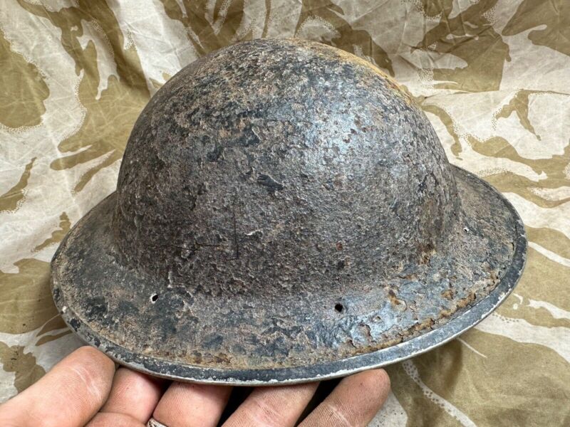 British Army Mk2 Brodie Helmet - Original WW2 - South African Manufactured - The Militaria Shop