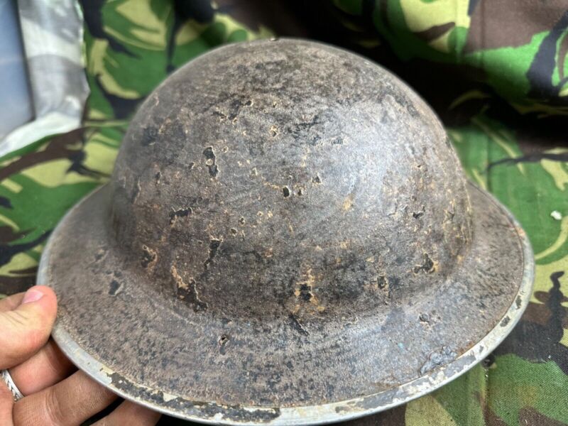British Army Mk2 Brodie Helmet - Original WW2 - South African Manufactured - The Militaria Shop