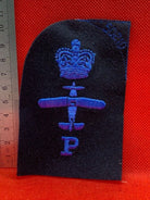 Unissued WOMEN'S ROYAL NAVY WRNs Trade Badge - Photographer CPO - B28 - The Militaria Shop