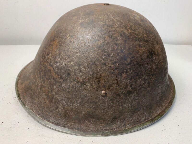 Mk3 Canadian / British Army Original WW2 Turtle Helmet High Rivet - The Militaria Shop