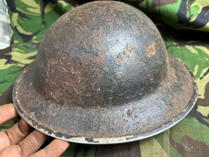 British Army Mk2 Brodie Helmet - Original WW2 - South African Manufactured - The Militaria Shop