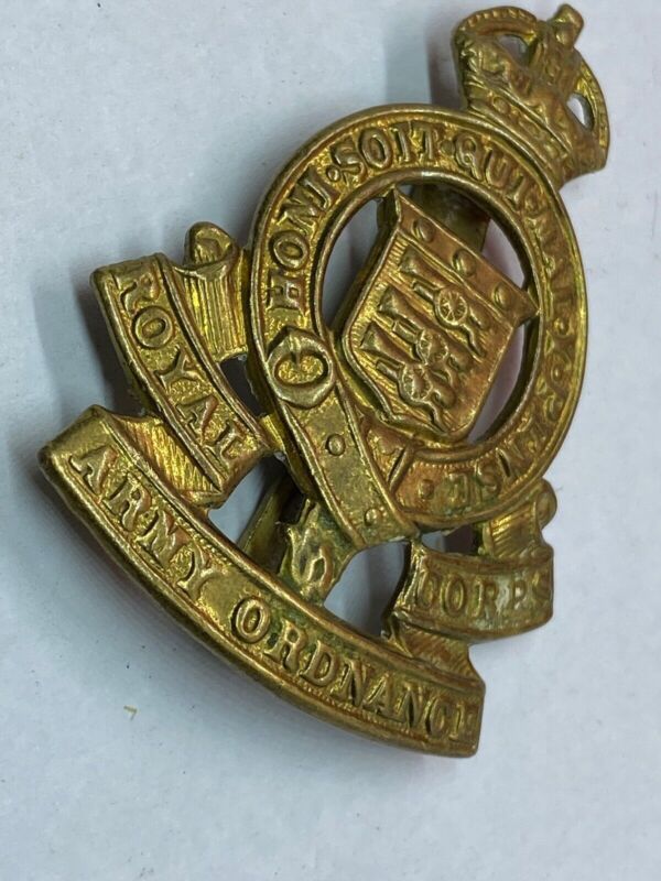 Original WW1 / WW2 British Army - Royal Army Ordnance Corps Cap Badge - The Militaria Shop