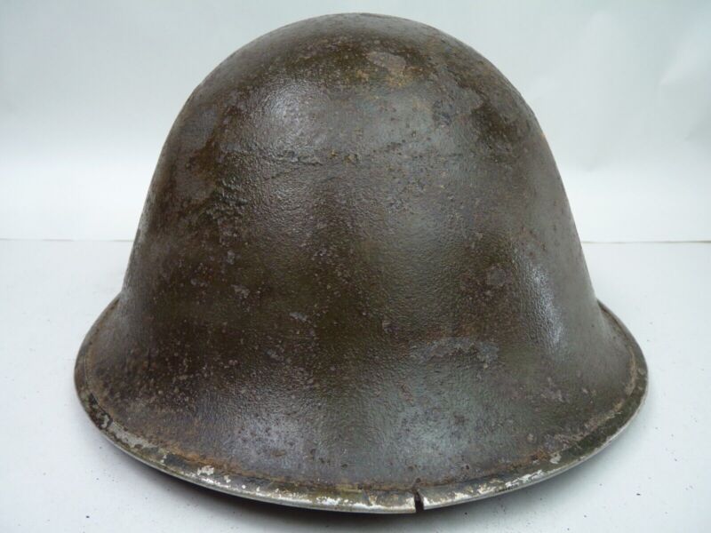 Original WW2 British / Canadian Mk3 Turtle Helmet Untouched Paint - The Militaria Shop