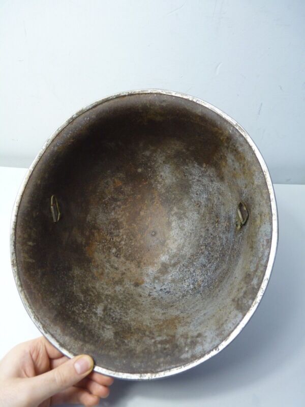 Mk3 Canadian / British Army Original WW2 Turtle Helmet High Rivet - The Militaria Shop