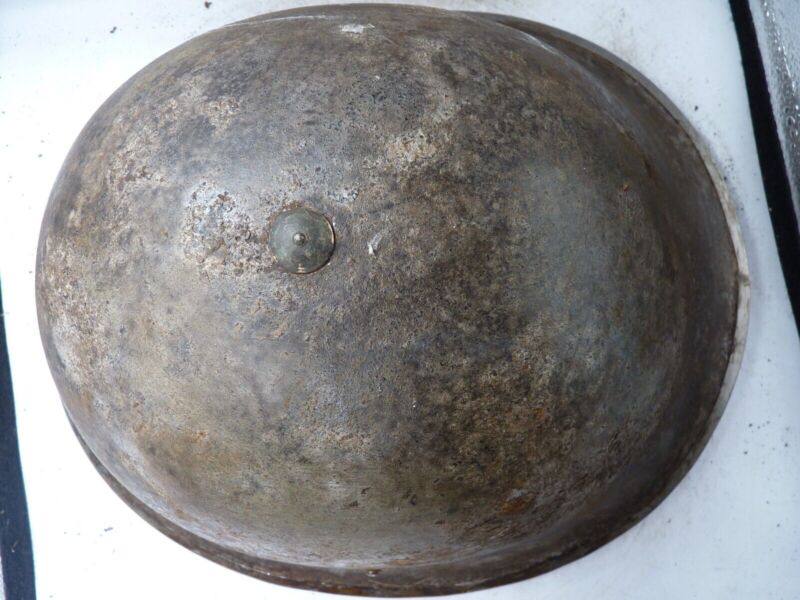 Mk3 Canadian / British Army Original WW2 Turtle Helmet High Rivet - The Militaria Shop