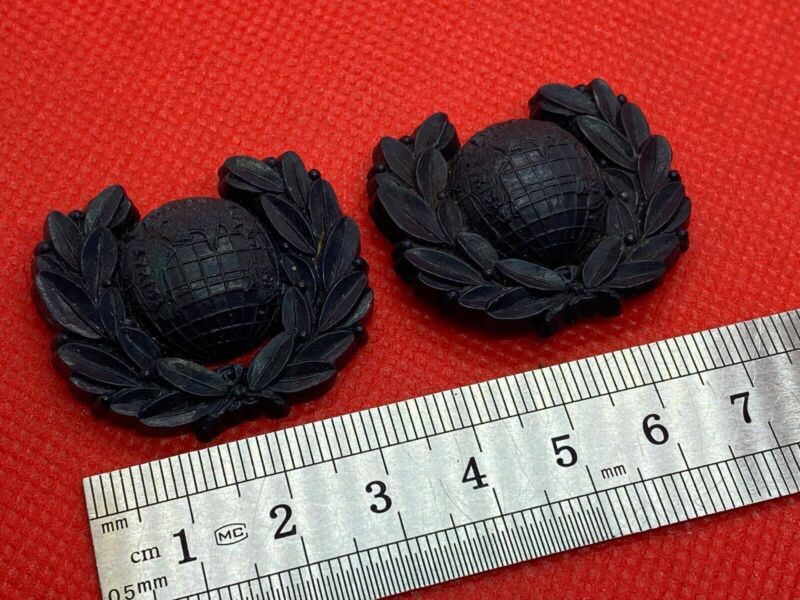 WW2 British Army Royal Marines Matching Collar Badges - Plastic Economy Issue - The Militaria Shop