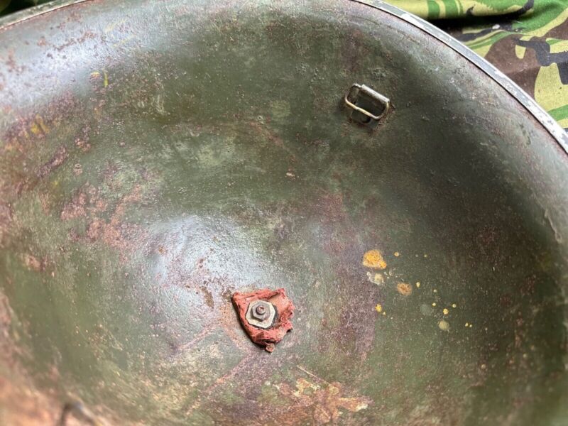 British / Canadian Army Mark 3 Turtle Helmet - Original WW2 Combat Helmet - The Militaria Shop
