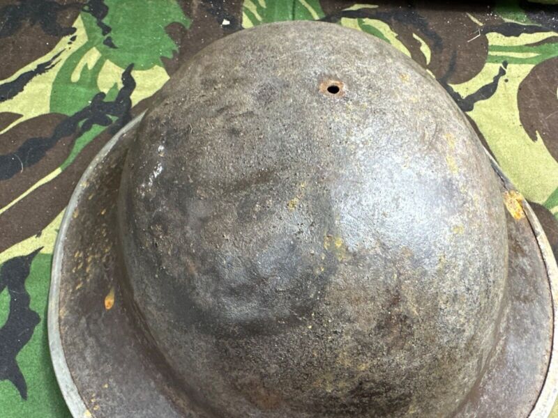 British Army Mk2 Brodie Helmet - Original WW2 - South African Manufactured - The Militaria Shop