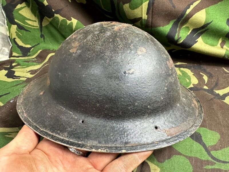 British Army Mk2 Brodie Helmet - Original WW2 - South African Manufactured - The Militaria Shop