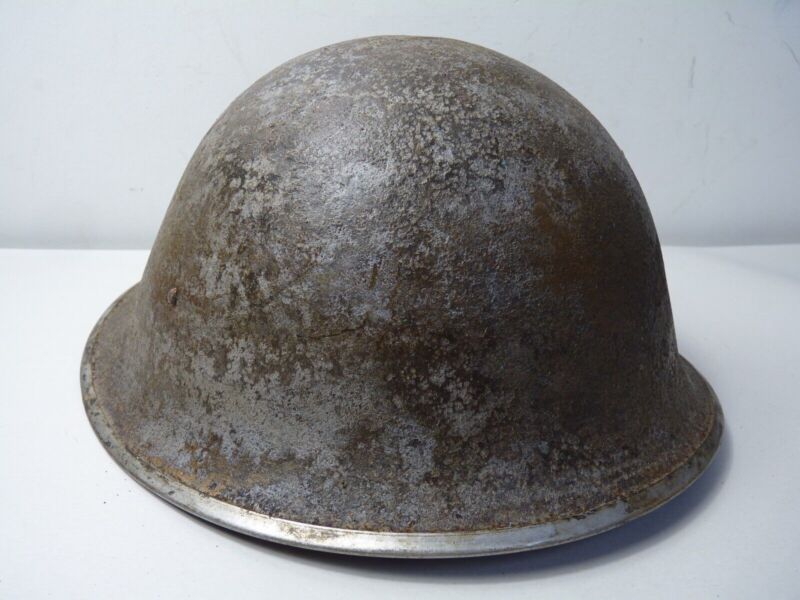Mk3 Canadian / British Army Original WW2 Turtle Helmet High Rivet - The Militaria Shop