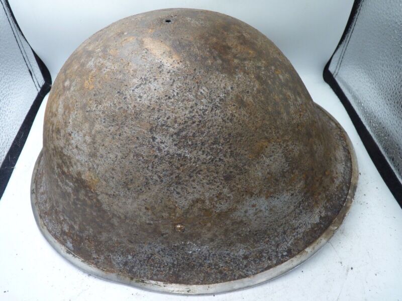 Mk3 Canadian / British Army Original WW2 Turtle Helmet High Rivet - The Militaria Shop