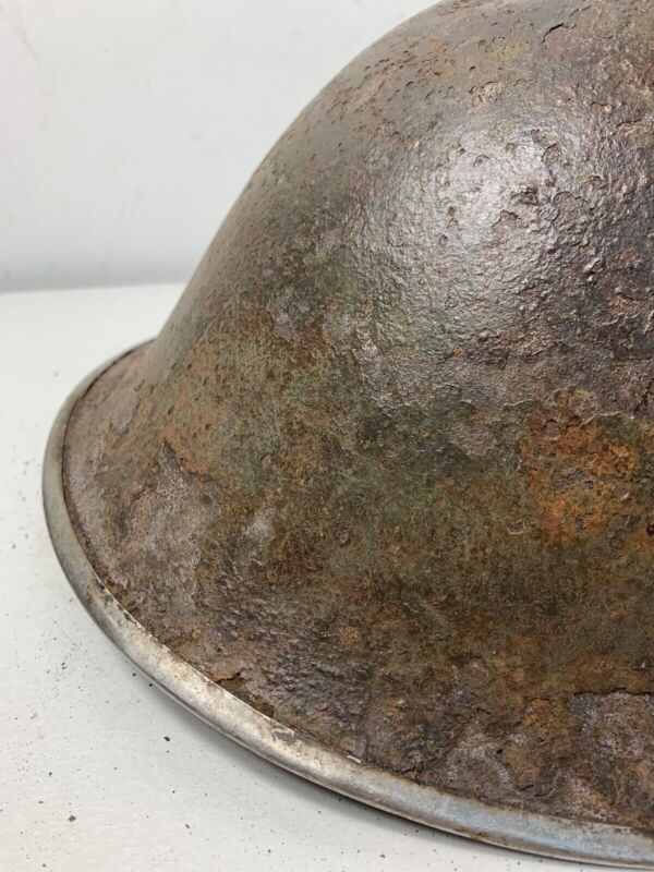 Mk3 Canadian / British Army Original WW2 Turtle Helmet High Rivet - The Militaria Shop