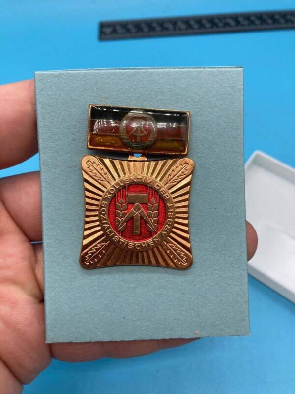 Genuine East German DDR Collective Socialist Work Labor Badge White Box - The Militaria Shop