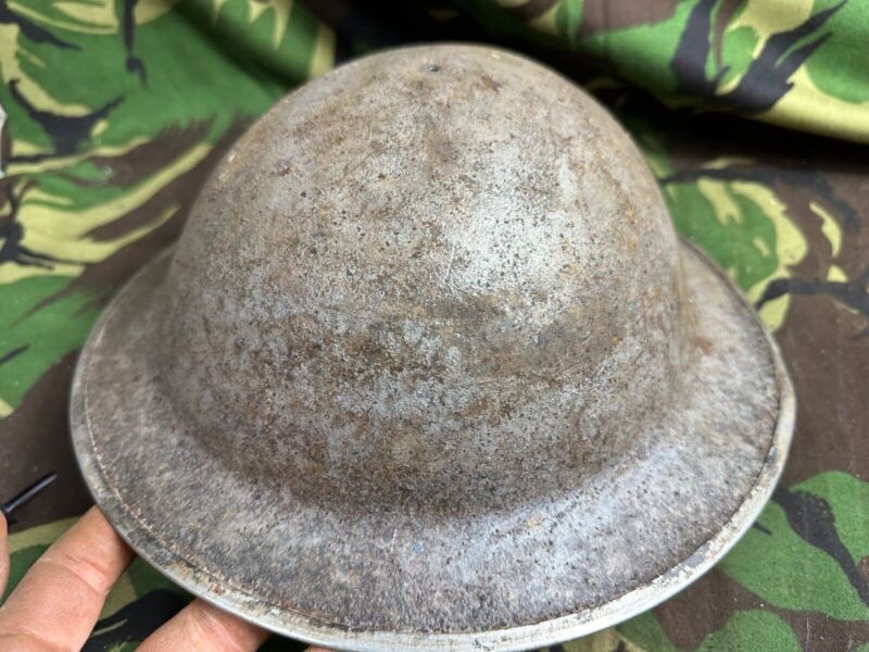 British Army Mk2 Brodie Helmet - Original WW2 - South African Manufactured - The Militaria Shop
