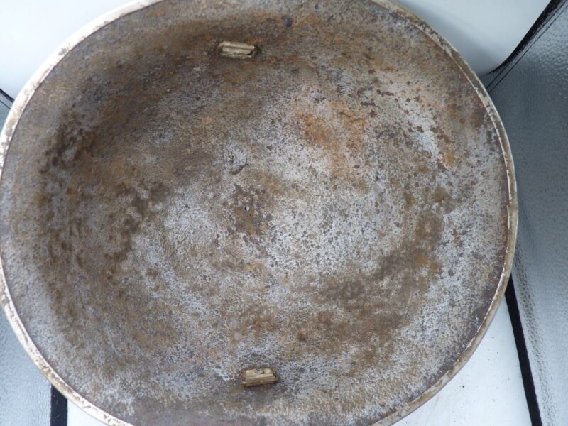 Mk3 Canadian / British Army Original WW2 Turtle Helmet High Rivet - The Militaria Shop